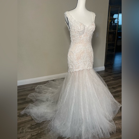 Giselle #14700 size 4 Fit & Flare illusion back sample floor Dress - Picture 3 of 16